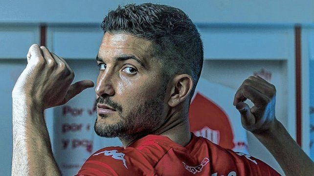 Nicolás Blandi ya habló con el DT Juan Azconzábal y se ilusiona con pelear por llegar a una copa. Foto: prensa Unión