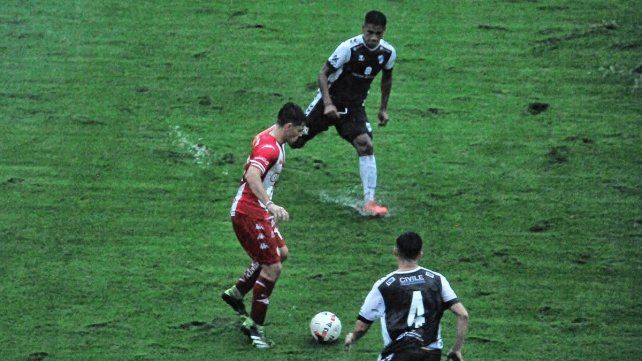 Unión recibirá este jueves a Banfield por el Torneo de Reserva, luego de no poder completar el cotejo con Platense por lluvia.
