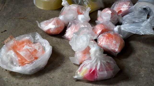 Narcotráfico. Diez personas fueron detenidas esta tarde en allanamientos realizados en el asentamiento Puerta 8, en el partido de Tres de Febrero