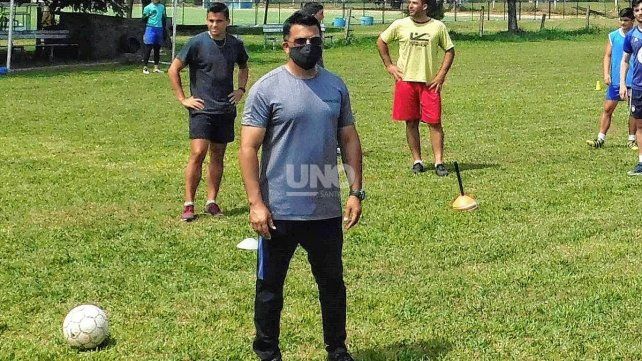 La entidad de Aristóbulo del Valle al 10.000, dirigido por Víctor Cócerez, viene cumpliendo una destacada campaña en la Primera B de Liga Santafesina.