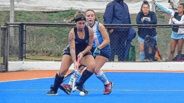 Universitario de Santa Fe se recompuso de la caída en la primera fecha, y venció a Argentino de San Carlos.