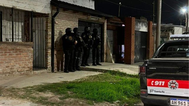 Se realizaron más de 20 allanamientos simultáneos en barrio San Lorenzo