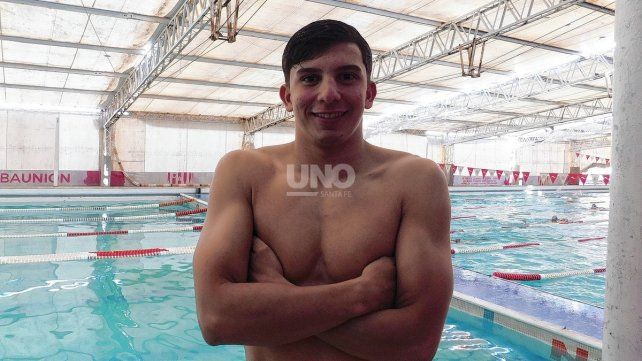 Para el santafesino Tomás Di Paolo, de 20 años, serán sus juegos panamericanos, y lo hará en la prueba de 200 metros espalda. Para el santafesino Tomás Di Paolo, de 20 años, serán sus juegos panamericanos, y lo hará en la prueba de 200 metros espalda.