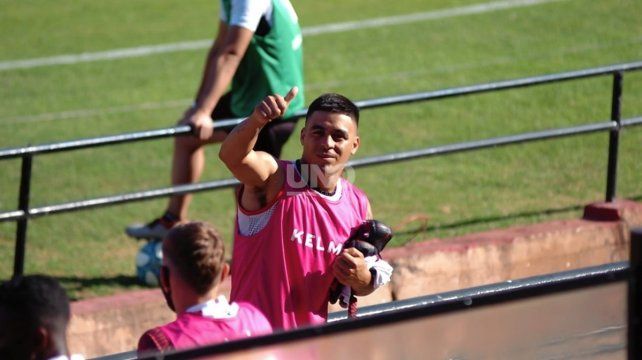 Brian Fern&aacute;ndez falt&oacute; otra vez a la pr&aacute;ctica en el Predio Ciudad F&uacute;tbol y suma preocupaci&oacute;n en Col&oacute;n.