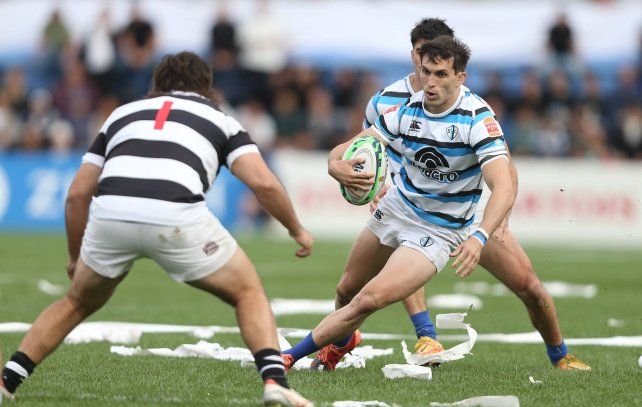 Los Zanjeros le ganaron por 13 a 9 a La Academia en un partido cerrado y muy parejo.
