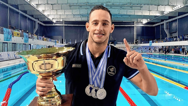 Gabriel contin&uacute;a entrenando, y viene de brindar una serie de cl&iacute;nicas en Chile.