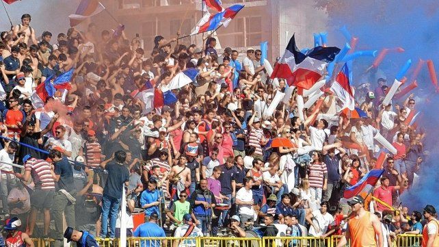  Santa Fe Rugby tuvo un gran acompañamiento en su visita a Estudiantes de Paraná en la sede central del Parque Urquiza.  