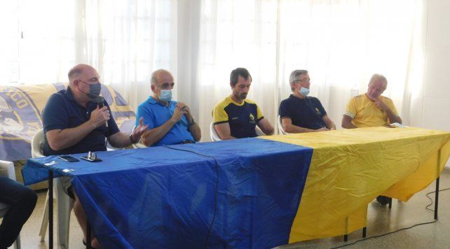 El vicepresidente de la subcomisión de fútbol, Marcelo Doyharzabal, destacó que Minella es una persona con fuertes raíces en El Quillá.