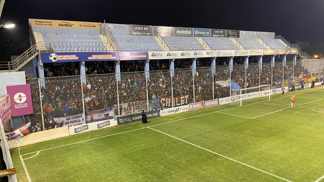 Cerca de 2.000 hinchas de Colón viajaron a Rafaela para ver a la reserva en la Copa Santa Fe.