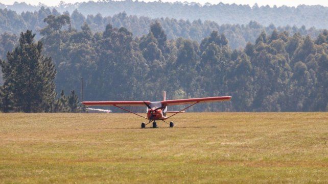 La ciudad ofrece una experiencia única con su paseo aéreo de bautismo, brindando vistas espectaculares desde las alturas