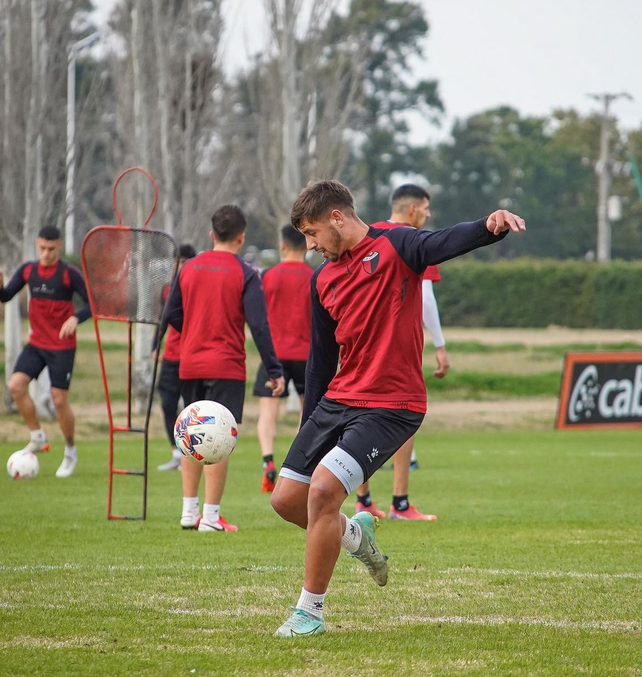 Lautaro Labori&eacute; finalmente ser&iacute;a considerado por Iv&aacute;n Delfino en Col&oacute;n.