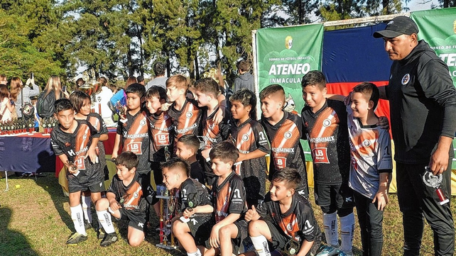 Cosmos FC, fue el campe&oacute;n de oro en la categor&iacute;a 2013, pero siempre fue protagonista en todas las categor&iacute;as del certamen.