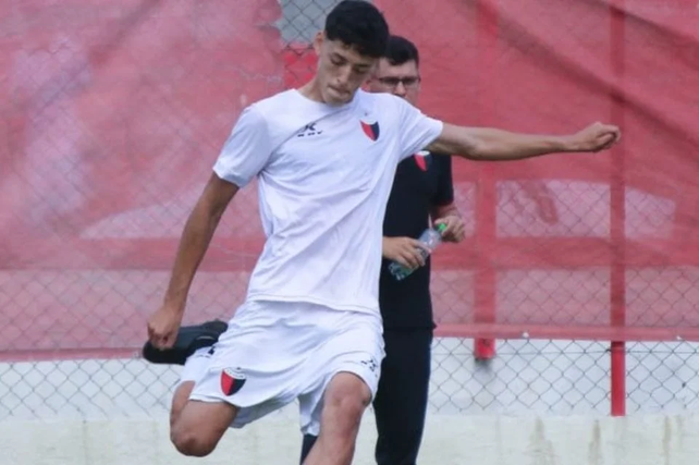 Todo listo para que Bautista Maillier firme su primer contrato en Colón.