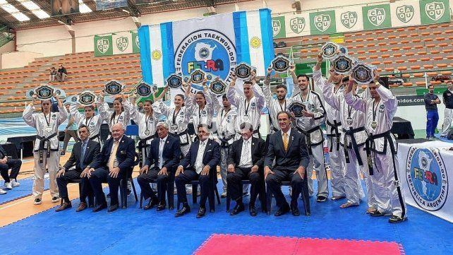 Indi en su última presentación en Buenos Aires junto a la selección nacional de taekwondo. 