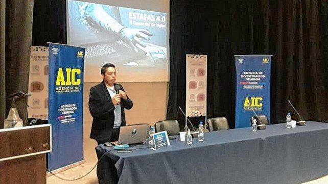 Rodrigo Álvarez, jefe de la Sección Cibercrimen de la Agencia de Investigación Criminal de la Policía de Santa Fe