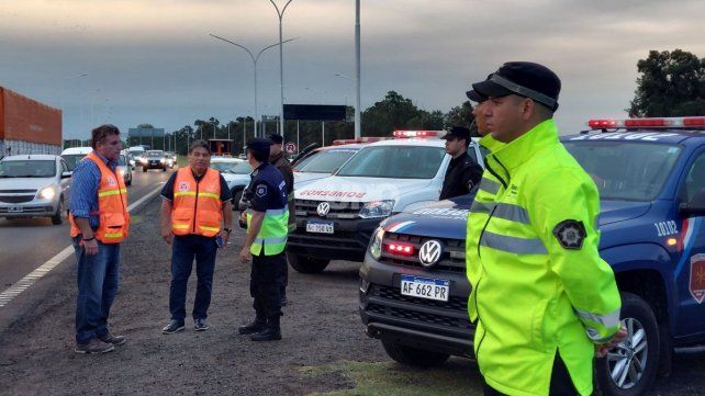 Operativo de tránsito ante el cierre del puente Carretero 