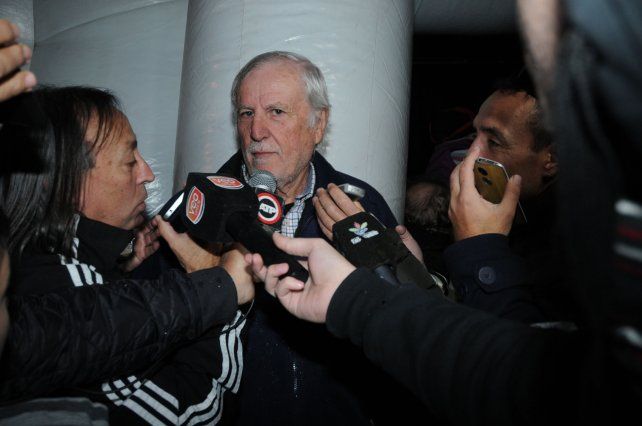 Jos&eacute; Vignatti se refiri&oacute; a varios temas que hacen a la vida deportiva e institucional de Col&oacute;n.