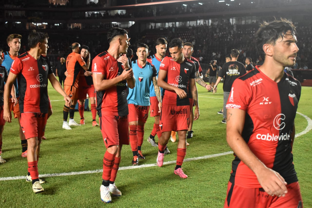 Alan Forneris fue el mejor de Col&oacute;n ante Temperley.
