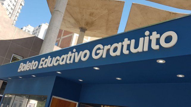 La oficina del Boleto Educativo Gratuito (BEG) está ubicada frente a la explanada de El Molino.
