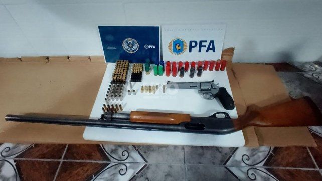 La Policía Federal realizó 17 allanamientos en Santa Fe, Recreo y Esperanza y aprehendió a 12 personas. 