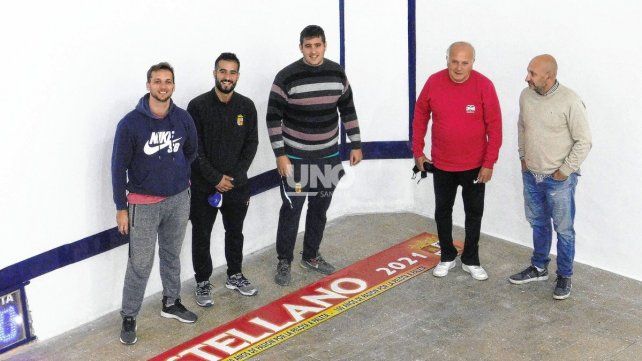 Con motivo de los 100 años del Centro Castellano de Santa Fe, habrá un atractivo cuadrangular de pelota paleta, con muy buenos exponentes de esta disciplina deportiva.