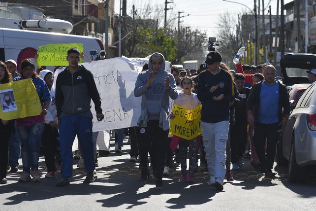 Conmoción en Lanus: una alumna de 11 años murió tras ser asaltada y golpeada cuando llegaba a la escuela