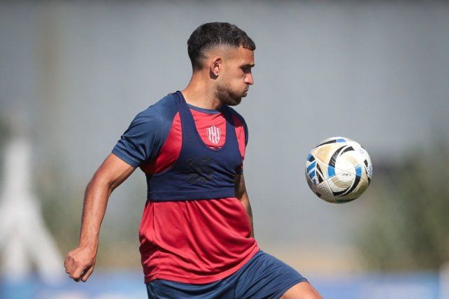 Franco Fragapane volver&aacute; a tener su chance entre los 11 de Uni&oacute;n, con lo cual Mateo Del Blanco volver&aacute; a ser lateral izquierdo.