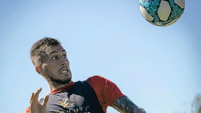 Gonzalo Piovi pretende que cuanto antes se disputen las semifinales, donde Colón chocará ante Independiente. Foto: prensa Colón