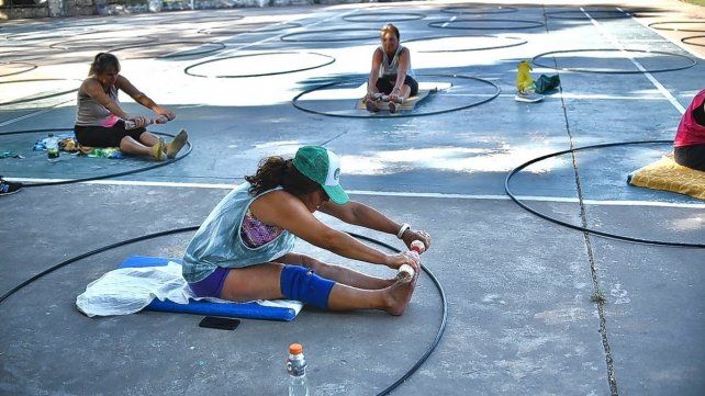 Actividades disponibles al aire libre en la ciudad.