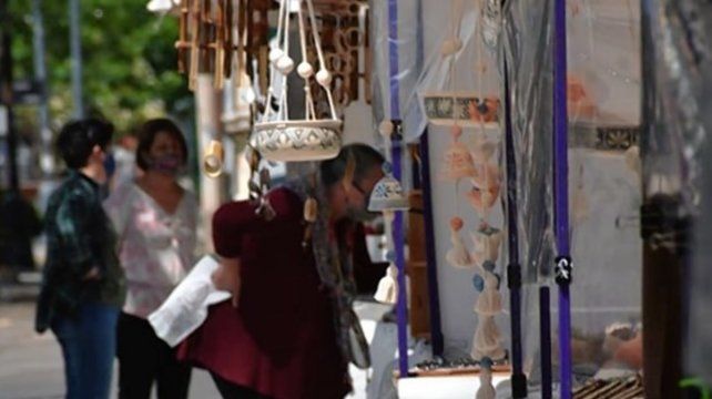 La Municipalidad de Santa Fe, desde el inicio de la actual gesti&oacute;n, relev&oacute; todas las ferias locales y las condiciones de higiene y seguridad de los trabajadores.&nbsp;