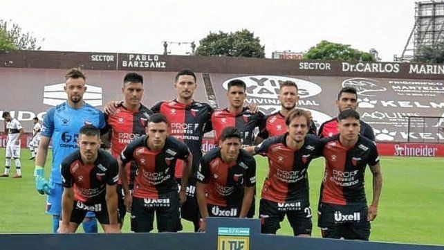 Eduardo Domíngue resaltó la actitud del equipo para dárselo vuelta a Platense. Foto: prensa Colón
