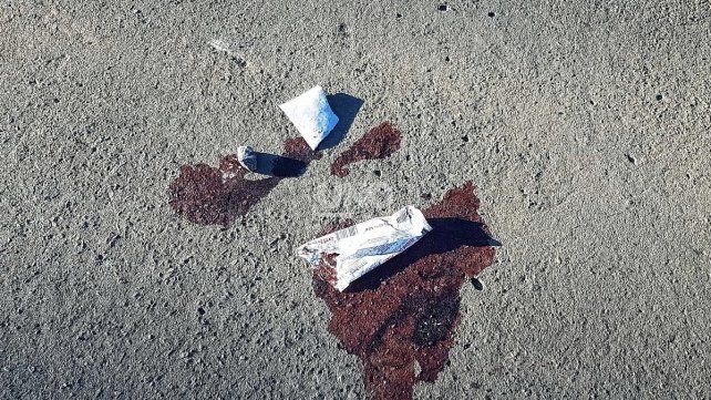 Lo que quedó en las inmediaciones del estadio, tras el regreso de los hinchas a la cancha.