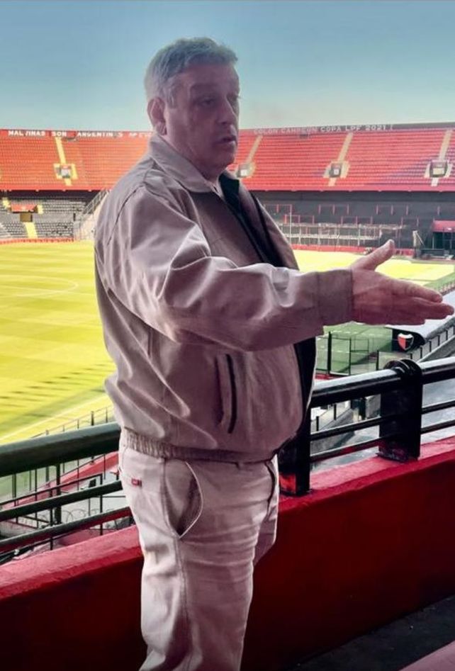 Magdalena viaja a Paraguay para intentar resolver el reclamo de Espínola en Colón. Magdalena viaja a Paraguay para intentar resolver el reclamo de Espínola en Colón.