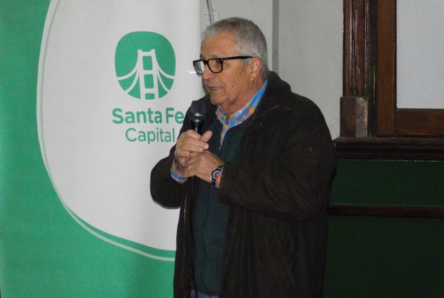 El presidente de Regatas, Alejandro Larriera, destac&oacute; la importancia de las entidades deportivas.