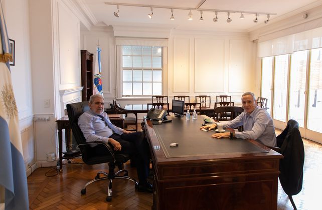 Marcelo Sain se reunión con el nuevo ministro de Seguridad de la Nación, Aníbal Fernández.