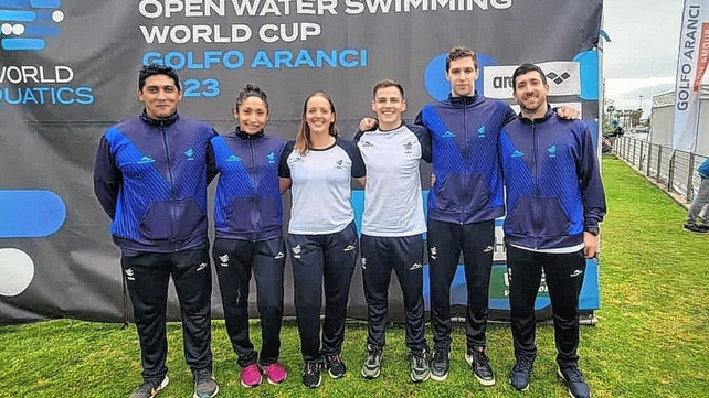 Gran actuaci&oacute;n del equipo argentino en la posta 4x1500 en el Golfo Aranci en el Open Water Swimming World Cup.
