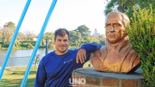 Rézola junto a un gran prócer del Club Náutico El Quillá, como lo es el emblemático don Pedro A. Candioti. 