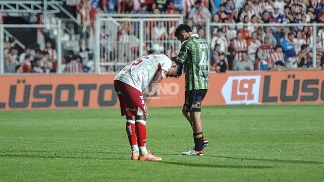 Andr&eacute;s Merlos la &uacute;ltima vez que dirigi&oacute; a Uni&oacute;n fue en la derrota como local ante Aldosivi.