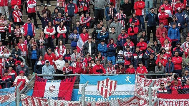 Los hinchas de Uni&oacute;n colmar&aacute;n el 15 de Abril para el duelo ante Boca de la fecha 11 del Apertura.
