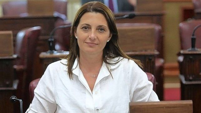 Betina Florito, diputada provincial de Somos Vida Santa Fe, presentó un proyecto que busca transparentar el proceso de vacunación.