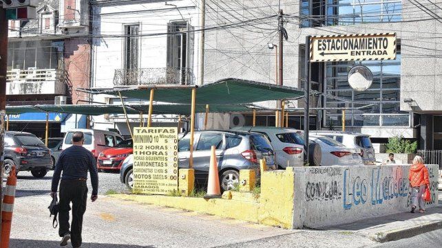Playas de estacionamiento y cocheras en Santa Fe.