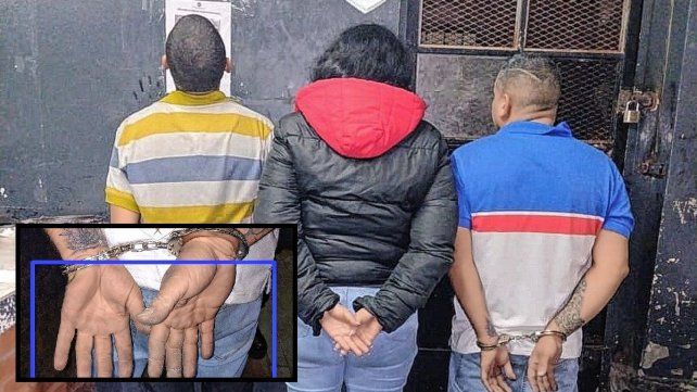 Los tres detenidos por el incendio de 13 vehículos en Rosario.