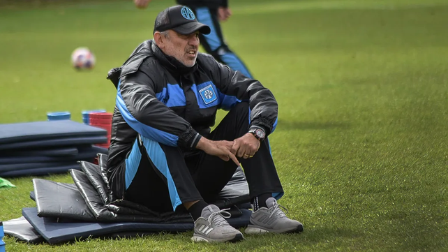 Iv&aacute;n Delfino prepara su llegada a Col&oacute;n como DT.