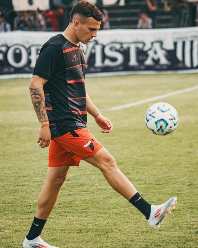 Nicolás Fernández apenas jugó 12 minutos este año con Colón y claramente se irá a fin de año. Nicolás Fernández apenas jugó 12 minutos este año con Colón y claramente se irá a fin de año.