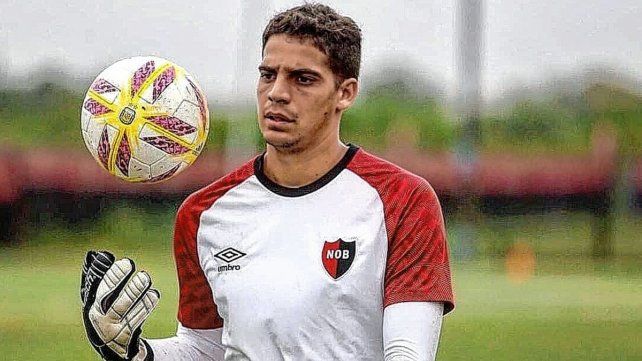 Colón estaría tras los pasos del arquero Alan Aguerre ante el pedido de Julio Falcioni. Gentileza | La Capital.