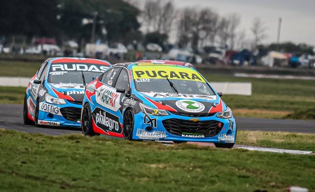 El momento del despiste que lo tuvo como protagonista al santafesino Ciaurro y su Toyota Corolla.