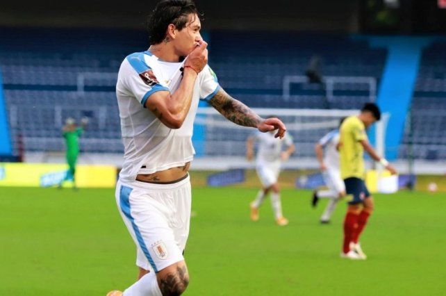 Uruguay le gan&oacute; de visitante a Colombia y se acomoda en la lucha de arriba en las Eliminatorias