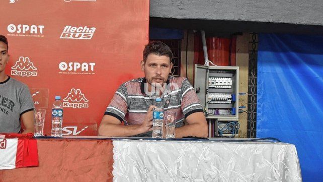 Roberto Batti&oacute;n dej&oacute; su impresi&oacute;n del presente de Uni&oacute;n y refrend&oacute; el apoyo a los jugadores j&oacute;venes. &iquest;Qu&eacute; pedir&aacute; Mun&uacute;a?