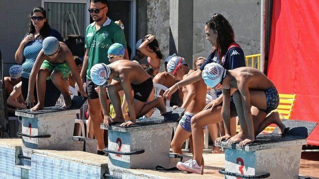 Unión de Santa Fe, Gimnasia y Esgrima, y Regatas fueron los clubes de la capital provincial que participaron en San Jerónimo Norte.