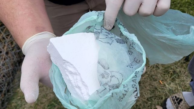 Detienen a dos hermanos por la venta barrial de drogas en San Javier: les secuestraron cocaína y marihuana